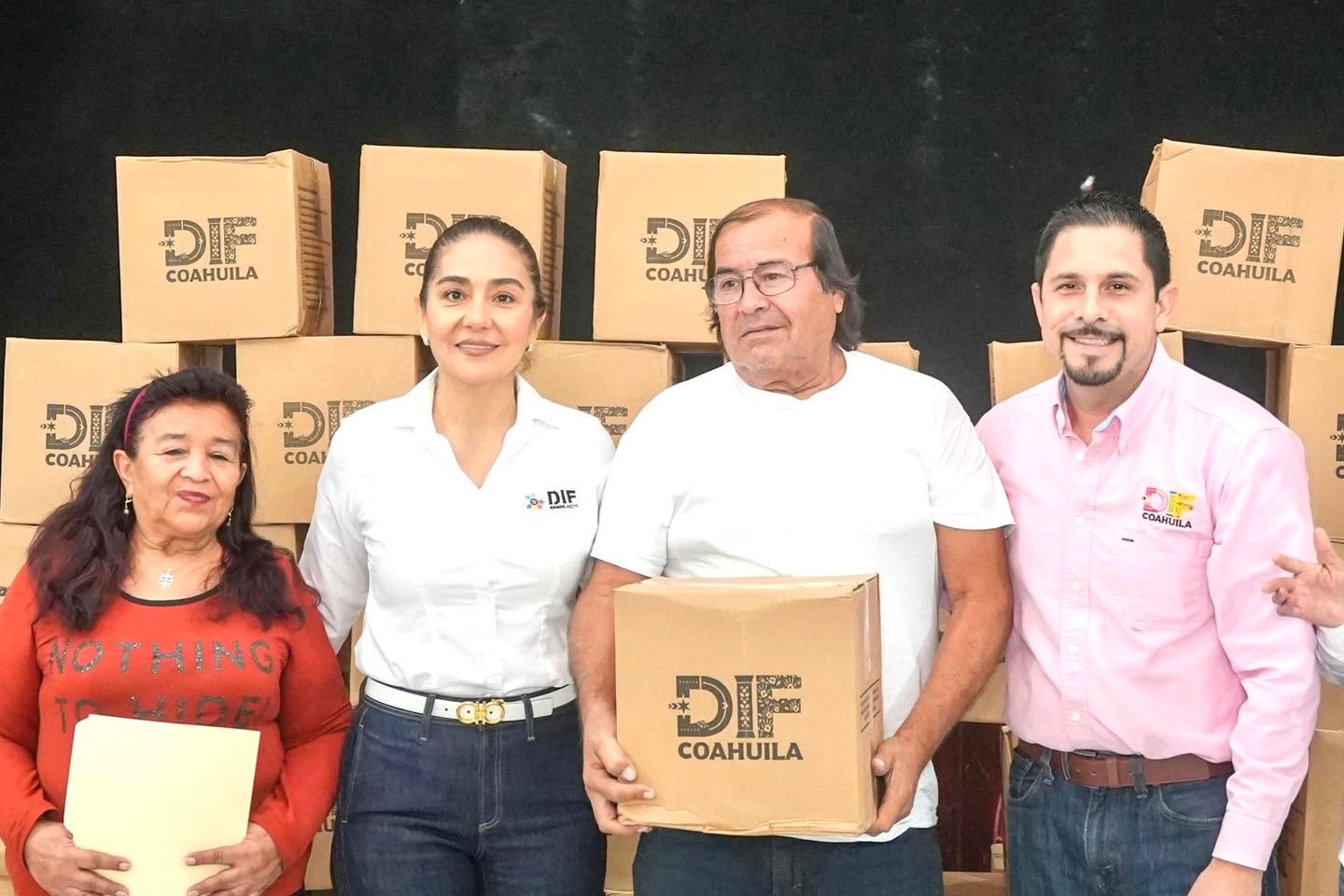 Refuerzan apoyos alimentarios y de salud para adultos mayores en Ramos Arizpe