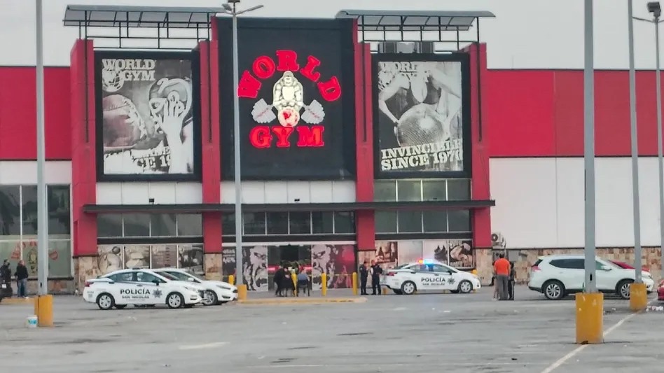 Tragedia en San Nicolás: Hombre fallece mientras realizaba su rutina en gimnasio de Plaza Citadel